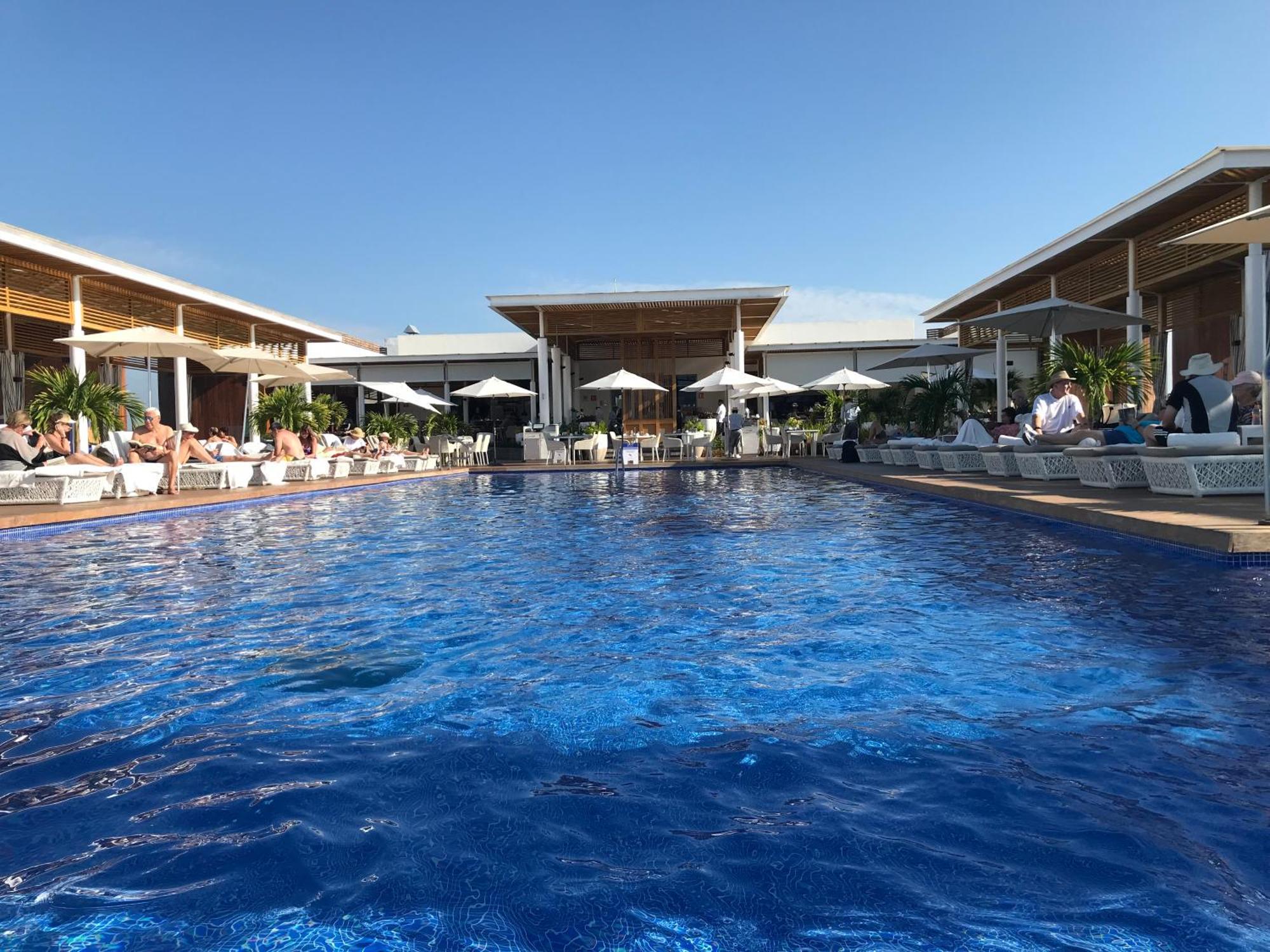 فندق Grand Luxxe With Free Golf نويفو فايارتا المظهر الخارجي الصورة