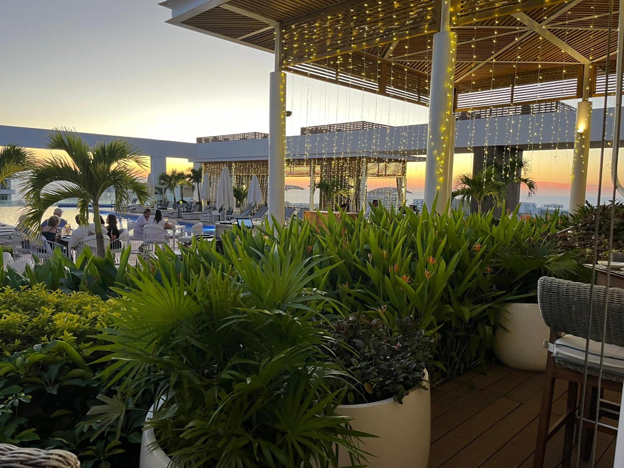 فندق Grand Luxxe With Free Golf نويفو فايارتا المظهر الخارجي الصورة